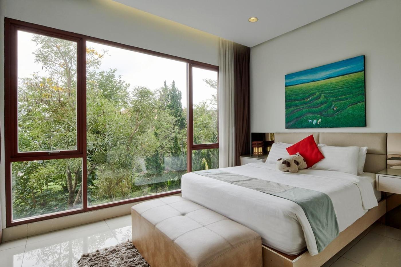 Oyama City View Villa 4 Bedrooms With A Private Swimming Pool Bandung Eksteriør bilde