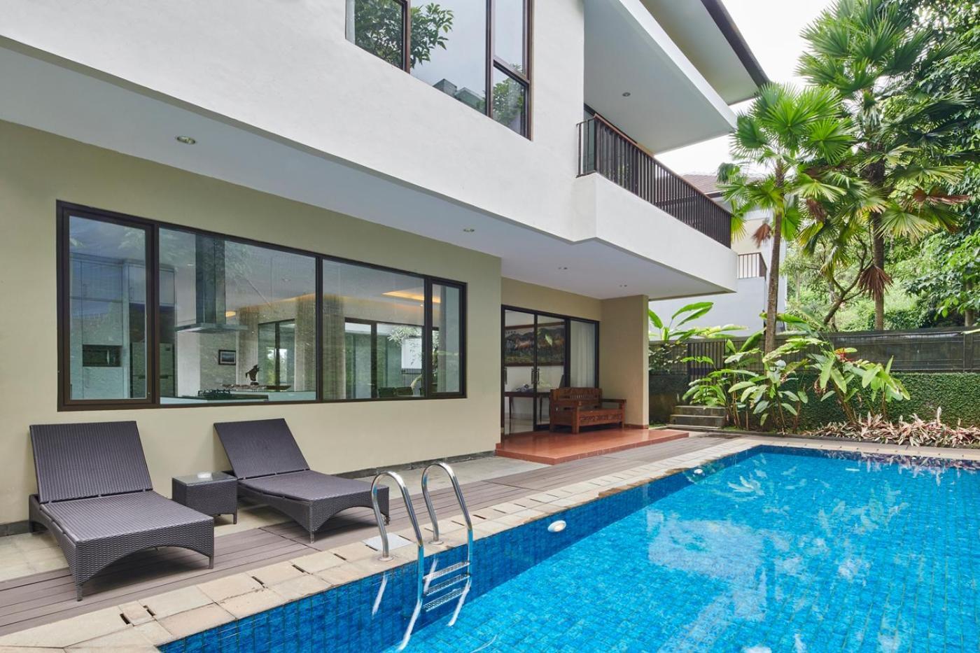 Oyama City View Villa 4 Bedrooms With A Private Swimming Pool Bandung Eksteriør bilde
